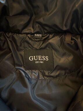 Guess Black Shiny Logo Puffer Jacket